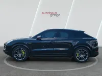 Gebraucht Porsche Cayenne E-Hybrid Coupe Platinum Edition 462 PS (339 kW) 2022 Schwarz SUV