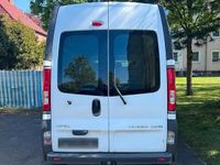 Gebraucht Opel Vivaro 114 PS (83 kW) 2007 Weiß Van / Kleinbus
