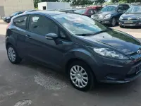 Gebraucht Ford Fiesta 82 PS (60 kW) 2010 Grau Kleinwagen