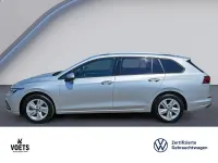Gebraucht VW Golf VIII Life 150 PS (110 kW) 2023 Silber Kombi