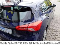 Gebraucht Ford Focus Cool & Connect 95 PS (69 kW) 2021 Blau Limousine