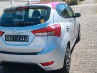 Gebraucht Hyundai ix20 90 PS (66 kW) 2011 Silber Kleinwagen