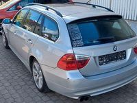 Gebraucht BMW 325 Sport Line 197 PS (144 kW) 2007 Silber Kombi