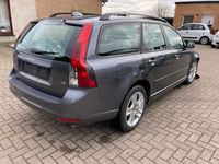 gebraucht Volvo V50 Kombi D5 Momentum 2,4 D