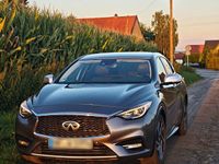 Gebraucht Infiniti Q30 170 PS (125 kW) 2016 Grau Limousine