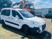 Gebraucht Peugeot TePee 120 PS (88 kW) 2015 Weiß Kombi