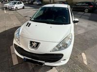 Gebraucht Peugeot 206 60 PS (44 kW) 2011 Weiß Limousine