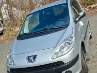 Gebraucht Peugeot 1007 80 PS (58 kW) 2006 Silber Van / Kleinbus