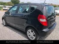 Gebraucht Mercedes A160 82 PS (60 kW) 2010 Schwarz Limousine