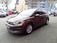 Gebraucht VW Touran 150 PS (110 kW) 2016 Braun Van / Kleinbus
