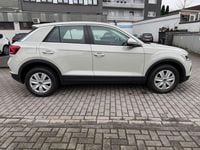Gebraucht VW T-Roc 110 PS (80 kW) 2023 Grau SUV