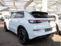 Neu VW T-Roc R-line 150 PS (110 kW) 2026 Weiß SUV