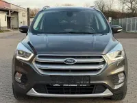 Gebraucht Ford Kuga Titanium 180 PS (132 kW) 2018 Grau SUV