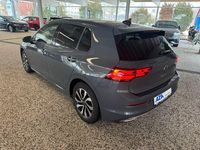 Gebraucht VW Golf VIII Active 150 PS (110 kW) 2023 Grau Limousine