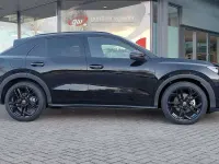 Neu VW T-Roc R-line 150 PS (110 kW) 2026 Schwarz SUV