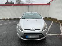 Gebraucht Ford Fiesta 2009 Silber Kleinwagen