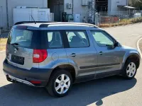 Gebraucht Skoda Yeti 110 PS (80 kW) 2013 Grau SUV