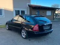 Gebraucht Mercedes C200 122 PS (89 kW) 2004 Schwarz Kombi