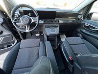Gebraucht Mercedes V300 Style 237 PS (174 kW) 2025 Grau Van / Kleinbus