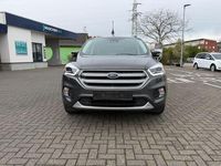 Gebraucht Ford Kuga Titanium 179 PS (131 kW) 2016 Grau SUV