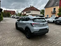 Käytetty Renault Captur Evolution 91 HP (66 kW) 2024 Harmaa Katumaasturi