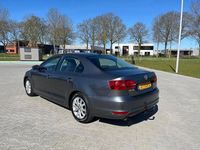 Gebraucht VW Jetta Comfortline 105 PS (77 kW) 2011 Grau Limousine