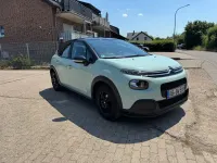 Gebraucht Citroën C3 Feel 83 PS (61 kW) 2018 Grün Kleinwagen