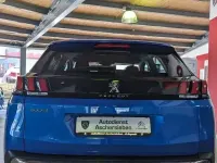 Gebraucht Peugeot 3008 Allure 131 PS (96 kW) 2023 Lackierung vertigoblau (metallic) SUV