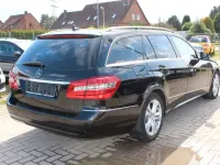 Gebraucht Mercedes E220 170 PS (125 kW) 2011 Schwarz Limousine