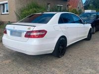 Gebraucht Mercedes E200 AMG 136 PS (100 kW) 2013 Weiß Limousine