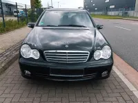 Gebraucht Mercedes C180 143 PS (105 kW) 2004 Schwarz Kombi