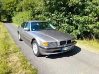 Gebraucht BMW 735 238 PS (175 kW) 2000 Silber Limousine