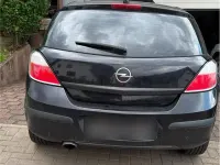 Gebraucht Opel Astra 102 PS (75 kW) 2005 Schwarz Kombi