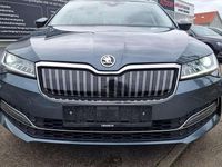 Gebraucht Skoda Superb LAURIN & KLEMENT 156 PS (114 kW) 2020 Seda quartz/quartz grey Kombi