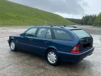 Gebraucht Mercedes C250 150 PS (110 kW) 1997 Blau Kombi