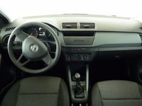 Gebraucht Skoda Fabia Active 60 PS (44 kW) 2015 Weiß Kleinwagen