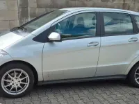 Gebraucht Mercedes A180 Elegance 116 PS (85 kW) 2010 Silber Van / Kleinbus