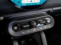 Gebraucht Mini Cooper Classic 135 kW (184 PS) 2024 Blazing blue Kleinwagen