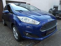 Gebraucht Ford Fiesta 101 PS (74 kW) 2015 Indic blau Limousine