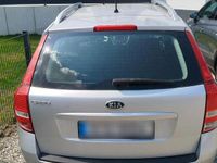 Usata Kia Ceed 90 CV (66 kW) 2012 Argento Utilitaria