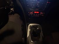 Gebraucht Opel Insignia 160 PS (117 kW) 2012 Schwarz Limousine