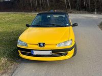 Gebraucht Peugeot 306 Cabriolet 88 PS (64 kW) 1998 Gelb Cabrio