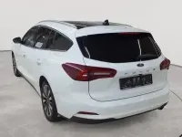 Gebraucht Ford Focus Titanium 120 PS (88 kW) 2022 Weiß Limousine
