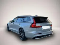 Gebraucht Volvo V60 Plus 197 PS (144 kW) 2024 Manufacturer Kombi