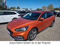 Używany Ford Focus Active 150 KM (110 kW) 2019 Pomarańczowy Sedan/Limuzyna