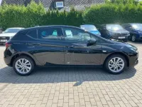 Gebraucht Opel Astra S 105 PS (77 kW) 2017 Schwarz Limousine