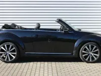 Gebraucht VW Beetle Design 150 PS (110 kW) 2017 Deep black perleffekt Kleinwagen
