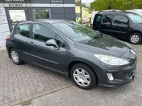 Gebraucht Peugeot 308 Tendance 95 PS (69 kW) 2008 Grau Limousine