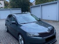 Gebraucht Skoda Rapid Active 90 PS (66 kW) 2017 Grau Limousine