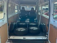 Second-hand Ford Transit 100 CP (73 kW) 2014 Alb Monovolum